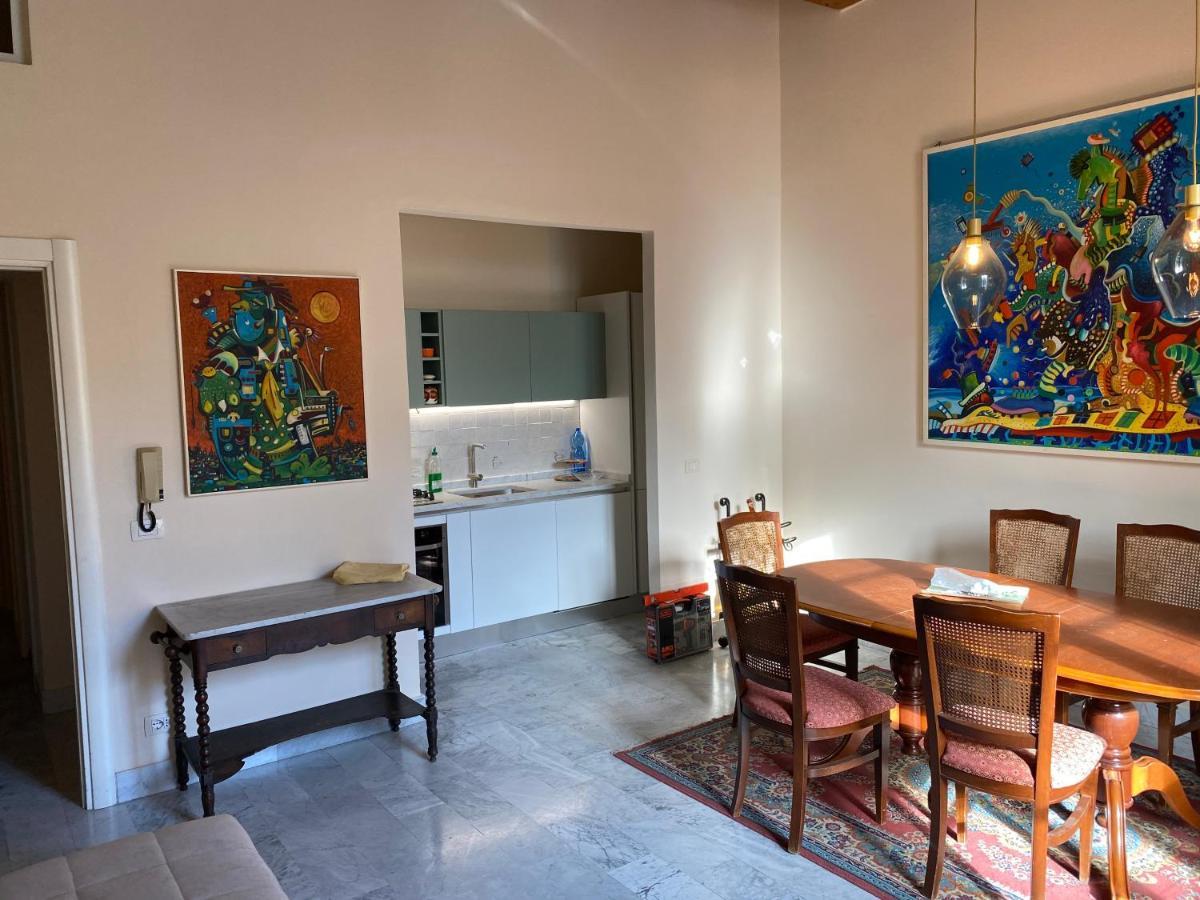 Renovated Apartment With 3 Bedrooms In An Historic Palazzo Between Port And Old Town Livorno Exterior foto